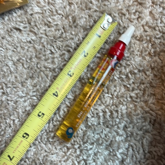 1962 SEATTLE WORLDS FAIR STANDARD OIL BOOTH RPM HANDY OIL never opened - Picture 5 of 7